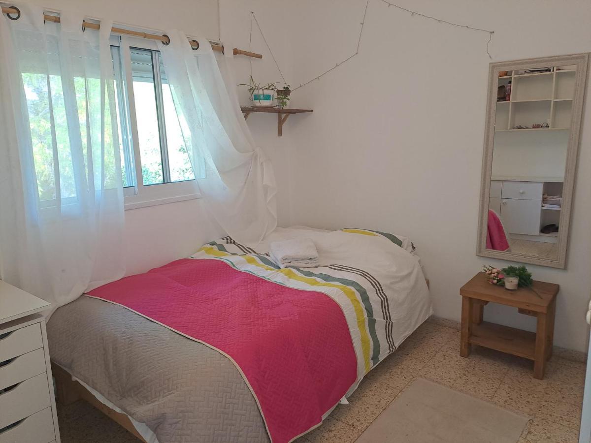 Galilean Villa With Jacuzzi Qiryat Amal エクステリア 写真