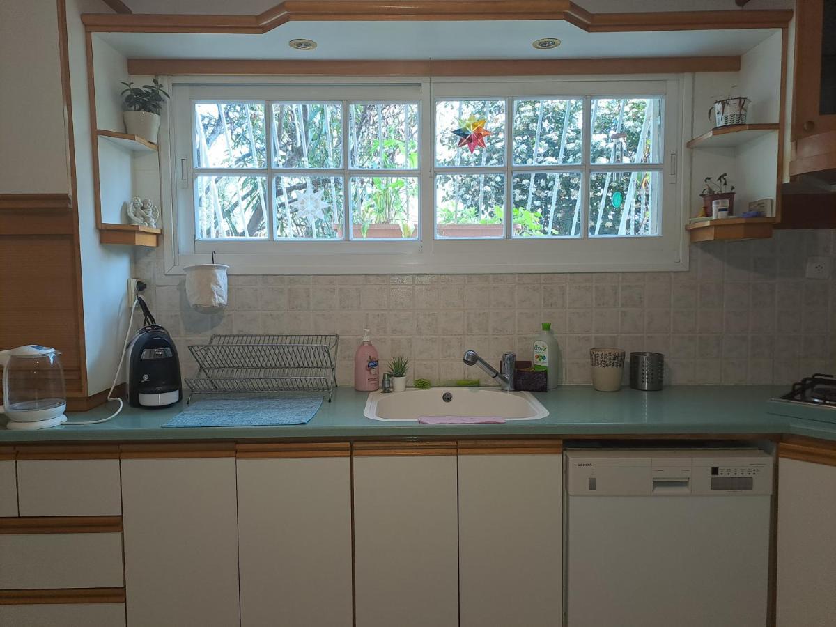 Galilean Villa With Jacuzzi Qiryat Amal エクステリア 写真